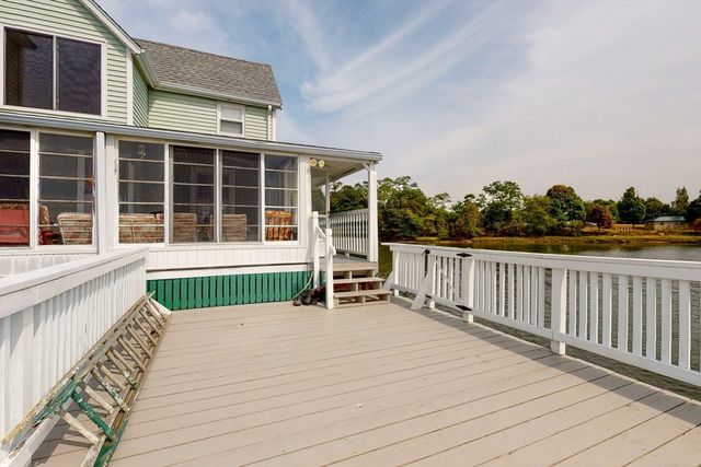 9 Parkview Ave, Beverly, MA 01915