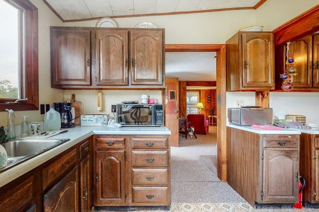 9 Parkview Ave, Beverly, MA 01915