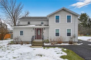 8403 Gaskin Rd, Clay, NY 13027