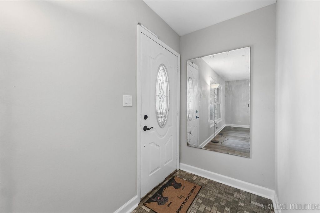 7864 Ramsgate Circle S, Hanover Park, IL 60133 — photo 2