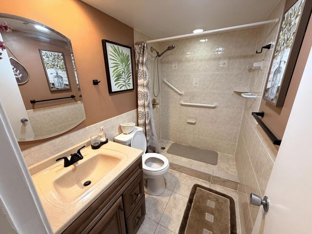 29 BERKSHIRE B, West Palm Beach, FL 33417