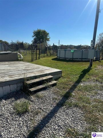 1536 Hobbs Reesor Road, Vine Grove, KY 40175