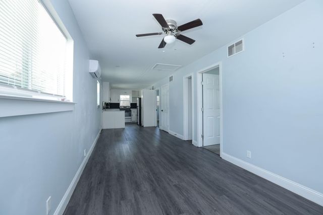 4120 Linn Street E, Houston, TX 77026