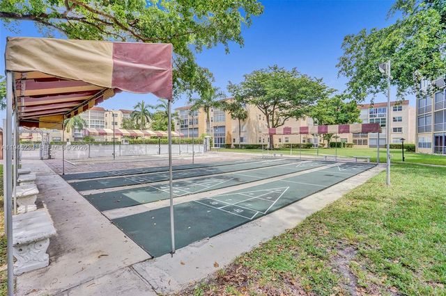 2801 Somerset Dr 408, Lauderdale Lakes, FL 33311