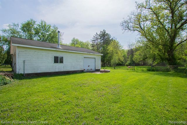 2165 Michigan Road, Port Huron, MI 48060
