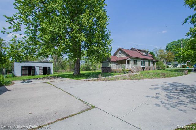 2165 Michigan Road, Port Huron, MI 48060