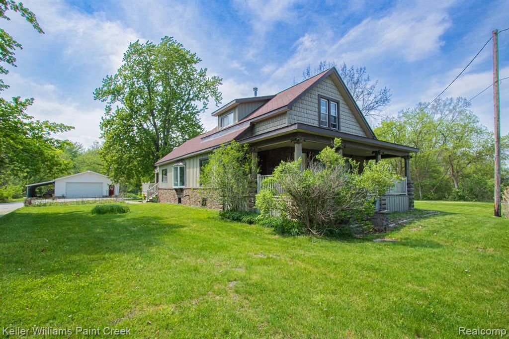 2165 Michigan Road, Port Huron, MI 48060