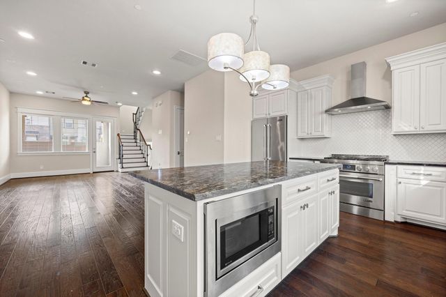 2656 Fountain Key Boulevard, Houston, TX 77008