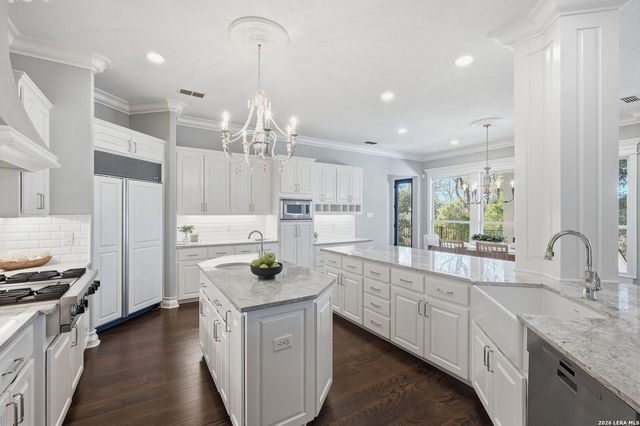 45 Champion Trail, San Antonio, TX 78258