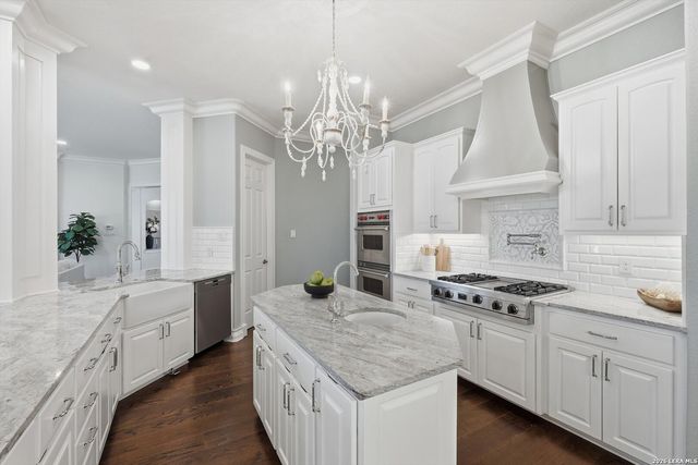 45 Champion Trail, San Antonio, TX 78258