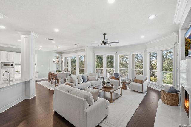 45 Champion Trail, San Antonio, TX 78258