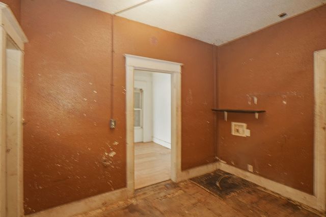 31 Mathews Court NE, Grand Rapids, MI 49505