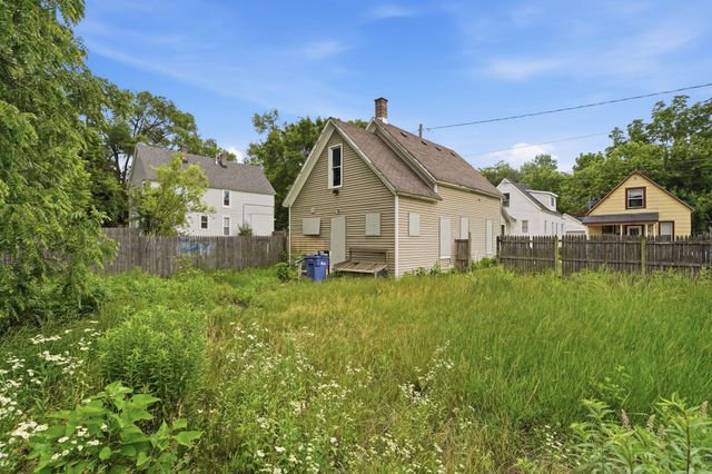 31 Mathews Court NE, Grand Rapids, MI 49505