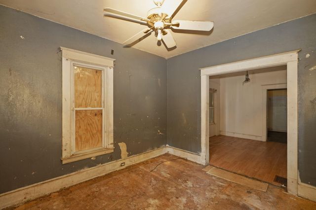 31 Mathews Court NE, Grand Rapids, MI 49505