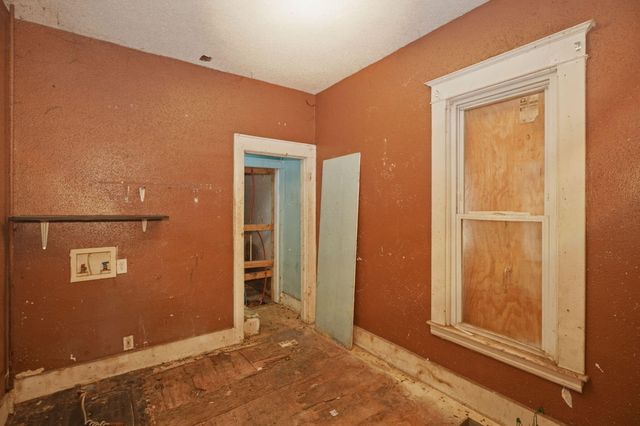 31 Mathews Court NE, Grand Rapids, MI 49505
