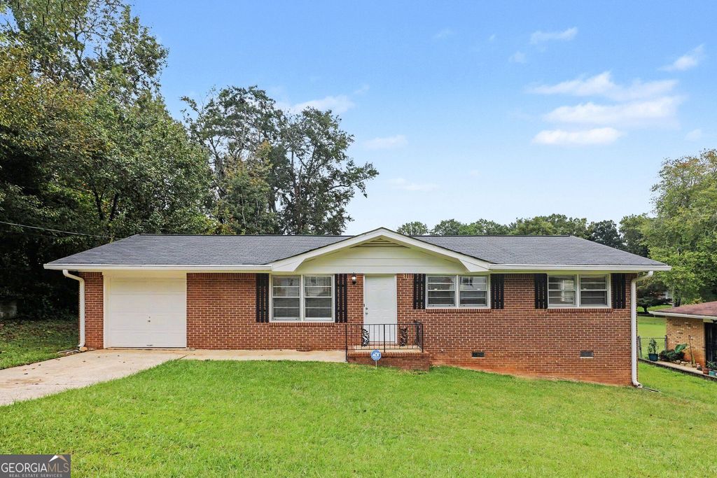 2541 Burton Circle, Morrow, GA 30260 — exterior