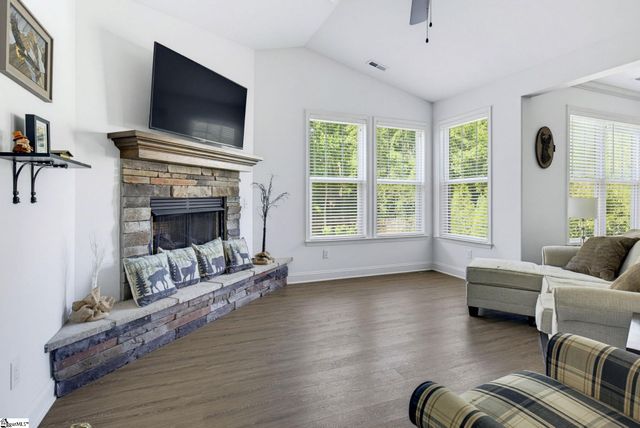 109 Kingsfield Place, Piedmont, SC 29673