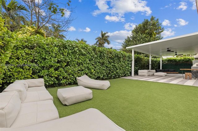 2615 NE 213th Street, Miami, FL 33180