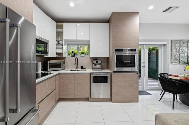 2615 NE 213th Street, Miami, FL 33180