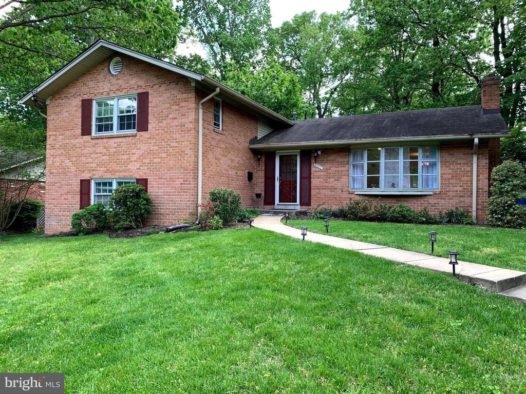 6624 SULKY LN, Rockville, MD 20852