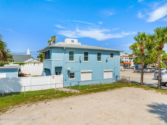 1008 E Strawbridge Avenue, Melbourne, FL 32901