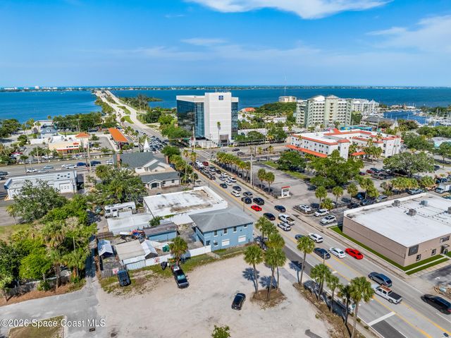 1008 E Strawbridge Avenue, Melbourne, FL 32901
