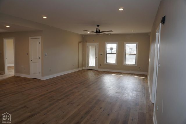 1061 Mark Cir, Jonesboro, AR 72404