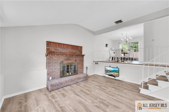 10 Dancaster Court 3410, Sayreville, NJ 08872