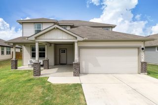 106 Creston ST, Hutto, TX 78634