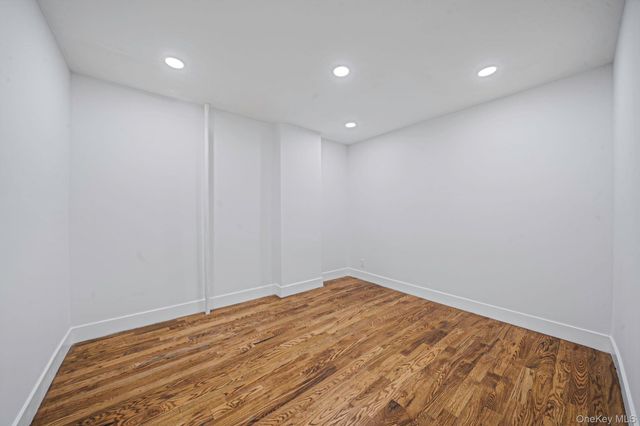 12212 Montauk Street, Springfield Gardens, NY 11413