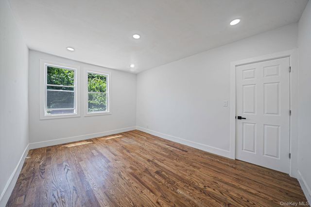 12212 Montauk Street, Springfield Gardens, NY 11413