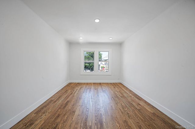 12212 Montauk Street, Springfield Gardens, NY 11413