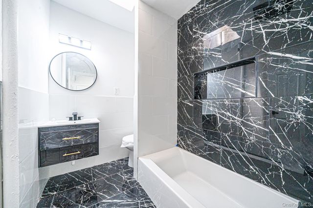 12212 Montauk Street, Springfield Gardens, NY 11413
