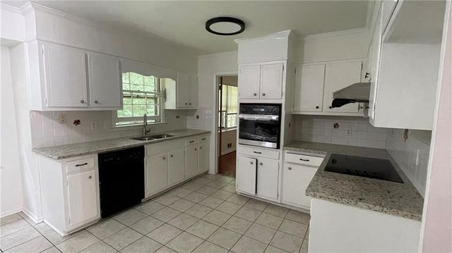 2071 Carthage Road, Tucker, GA 30084