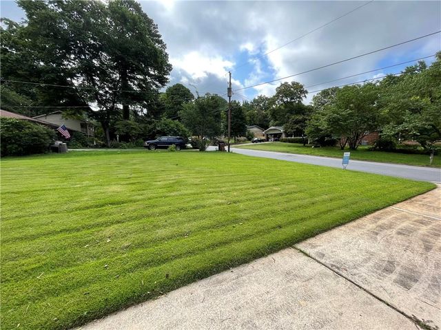 2071 Carthage Road, Tucker, GA 30084