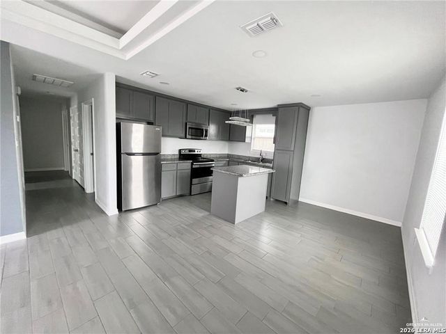 3900 Las Vistas Lane, Weslaco, TX 78596