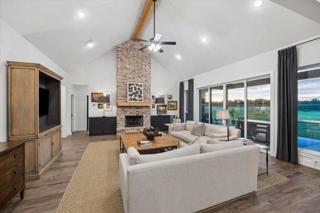 5050 Sophie Slansky Way, Sealy, TX 77474