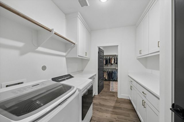 5050 Sophie Slansky Way, Sealy, TX 77474