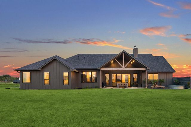 5050 Sophie Slansky Way, Sealy, TX 77474