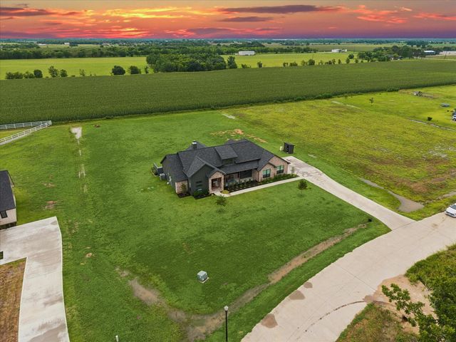 5050 Sophie Slansky Way, Sealy, TX 77474