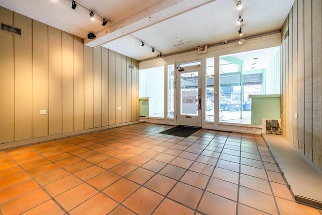 212 State Street, Saint Joseph, MI 49085