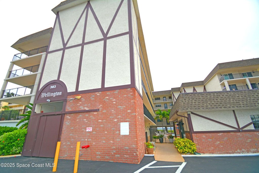 383 N Atlantic Ave, 105, Cocoa Beach, FL 32931