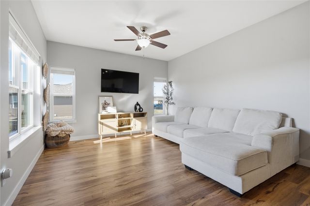 320 Amy Street C, Swisher, IA 52338