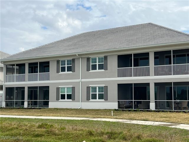 207 Indies dr E 201, Naples, FL 34114