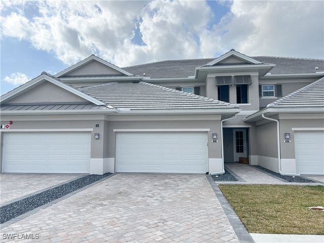 207 Indies dr E 201, Naples, FL 34114