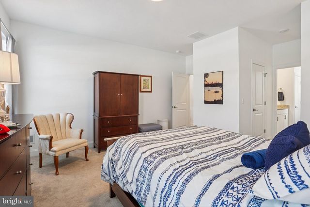 40 TOWER BLVD, Eastampton, NJ 08060