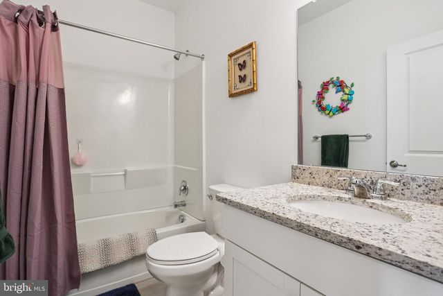 40 TOWER BLVD, Eastampton, NJ 08060