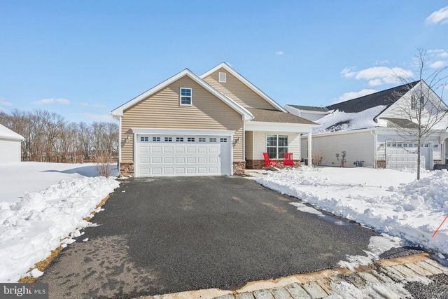 40 TOWER BLVD, Eastampton, NJ 08060