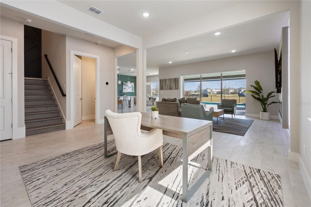 Image 14 of property listing at 13363 PANAMA BEACH COURT, Orlando, FL 32827