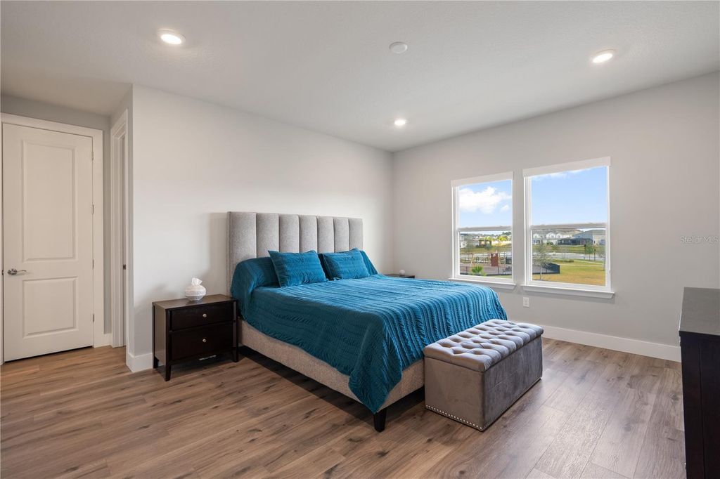 Image 15 of property listing at 13363 PANAMA BEACH COURT, Orlando, FL 32827